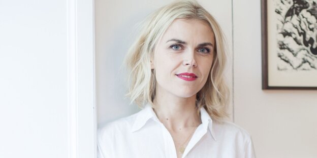 Eine Frau, Aurelie Silvestre Eine Frau, Aurelie Silvestre