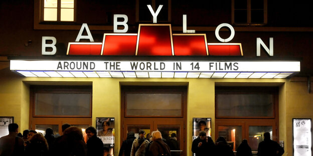 Leuchtschrift des Kino Babylon Leuchtschrift des Kino Babylon