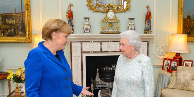 Angela Merkel und Elizabeth II. treffen sich im Buckingham Palace Angela Merkel und Elizabeth II. treffen sich im Buckingham Palace