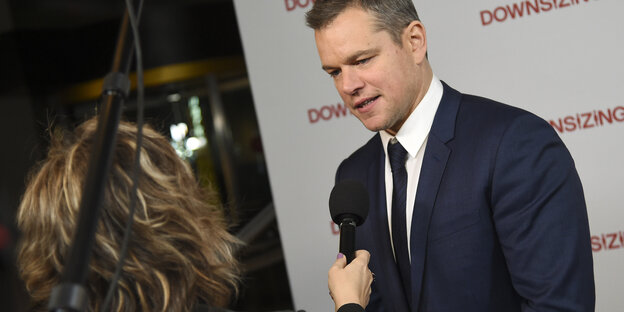 Matt Damon wird interviewt Matt Damon wird interviewt