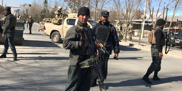 Polizisten in Kabul Polizisten in Kabul