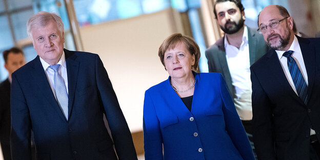 Horst Seehofer, Angela Merkel und Martin Schulz sprechen zur Presse Horst Seehofer, Angela Merkel und Martin Schulz sprechen zur Presse