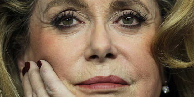Porträt von Catherine Deneuve Porträt von Catherine Deneuve