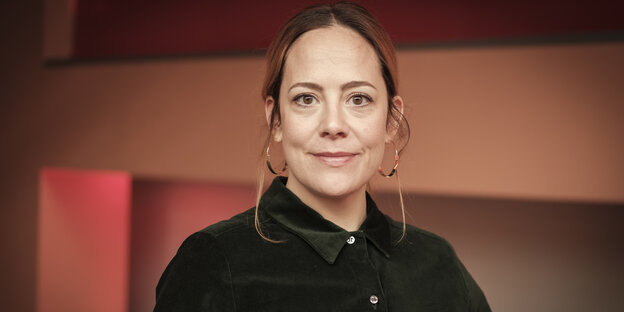 Eine Frau, Katharina Mückstein Eine Frau, Katharina Mückstein