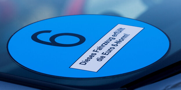 Blaue Plakette der Euro-6-Norm für Diesel Blaue Plakette der Euro-6-Norm für Diesel