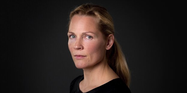 Eine Frau, Åsne Seierstad Eine Frau, Åsne Seierstad