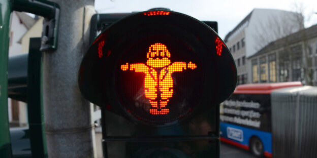 Rotes Karl-Marx-Ampelmännchen