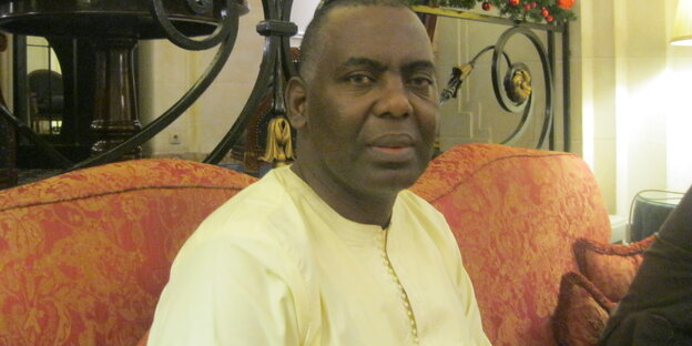 Anti-Sklaverei-Aktivist und Politiker Biram Dah Abeid beim Interview Anti-Sklaverei-Aktivist und Politiker Biram Dah Abeid beim Interview