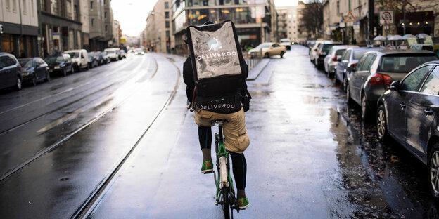 Deliveroo-Fahrer Deliveroo-Fahrer