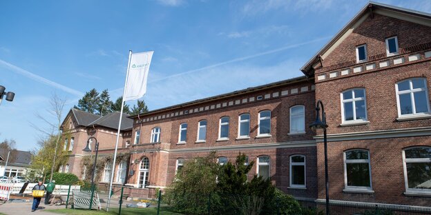 Verwaltungsgebäude der Psychiatrie Ochsenzoll Verwaltungsgebäude der Psychiatrie Ochsenzoll