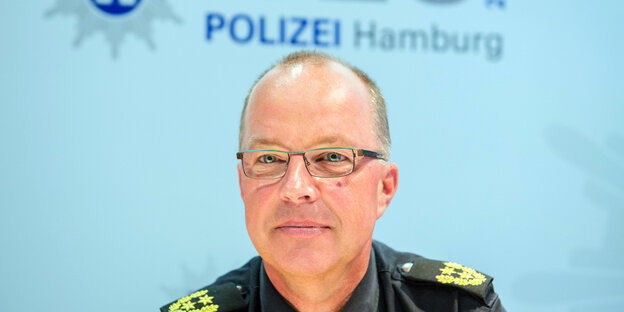 Der Hamburger Polizist Hartmut Dudde Der Hamburger Polizist Hartmut Dudde