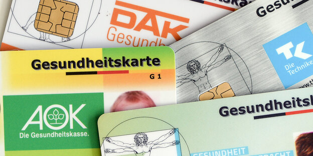 Gesundheitskarten verschiedener Kassen Gesundheitskarten verschiedener Kassen