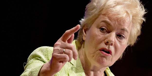 Erika Steinbach hebt die Hand Erika Steinbach hebt die Hand