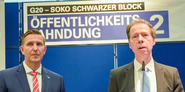 Zwei Männer in Anzügen. Zwei Männer in Anzügen.