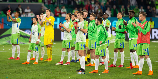 Fußballspieler auf dem Platz Fußballspieler auf dem Platz