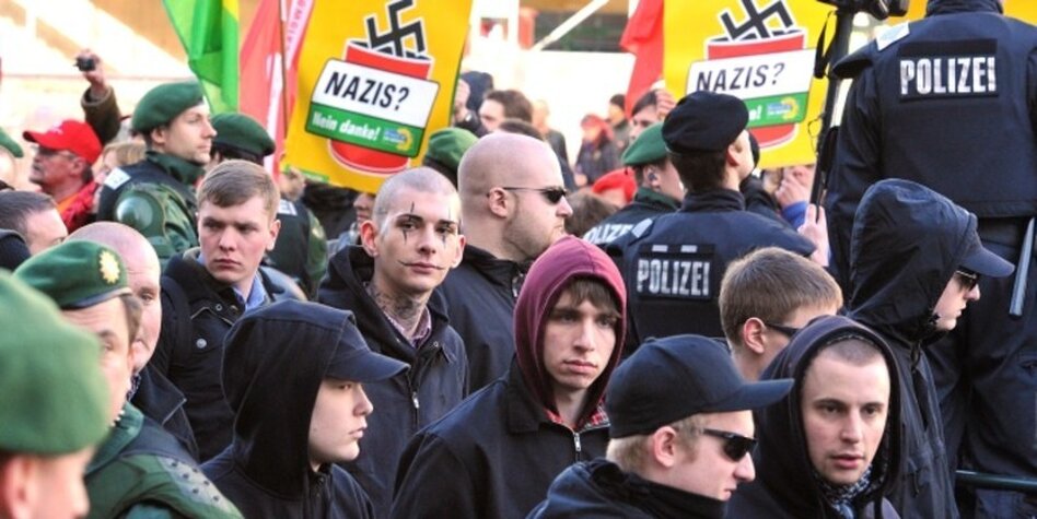 NeonaziPropaganda im Klassenzimmer