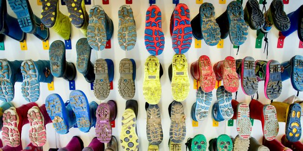 Schuhe in einer Kita. Schuhe in einer Kita.