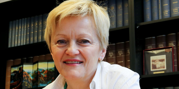 Renate Künast lächelt Renate Künast lächelt