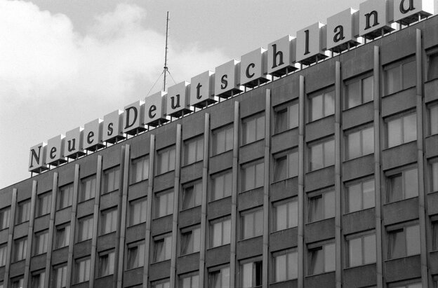 Fassade des ND-Haus am Berliner Ostbahnhof Fassade des ND-Haus am Berliner Ostbahnhof