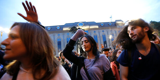 Junge Leute auf der Straße Junge Leute auf der Straße