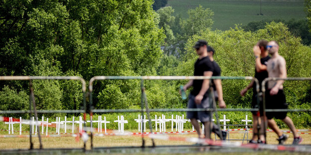 Teilnehmer des Nazi-Festivals