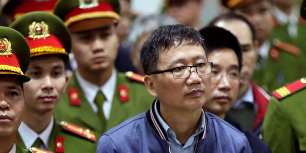 Trinh Xuan Thanh vor Militärs Trinh Xuan Thanh vor Militärs