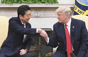 Shinzo Abe und Donald Trump Shinzo Abe und Donald Trump