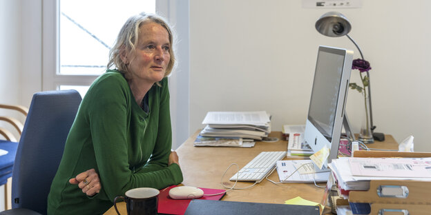 Miriam Edding in ihrem Hamburger Büro. Miriam Edding in ihrem Hamburger Büro.