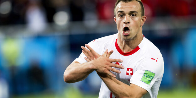 Xherdan Shaqiri mit dem Doppeladler-Jubel Xherdan Shaqiri mit dem Doppeladler-Jubel