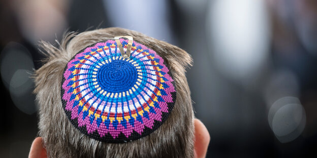 Mann mit Kippa in Köln Mann mit Kippa in Köln