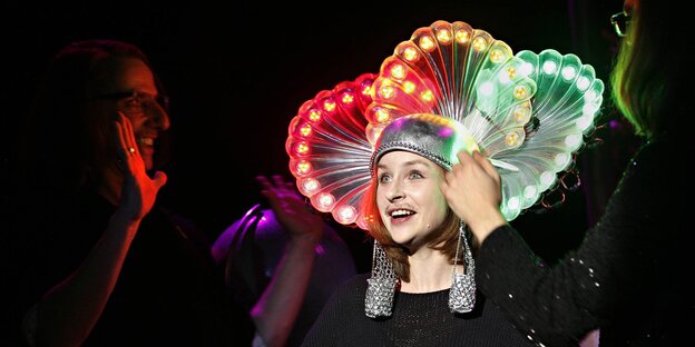 Theateraufführung von Schernikaus "Die Schönheit von Ost-Berlin" am Deutschen Theater Berlin Theateraufführung von Schernikaus "Die Schönheit von Ost-Berlin" am Deutschen Theater Berlin