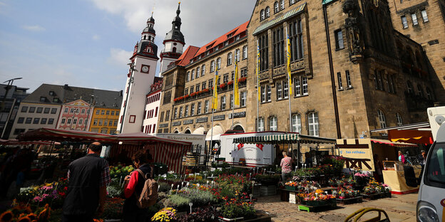 Vor der Stadthalle in Chemnitz Vor der Stadthalle in Chemnitz