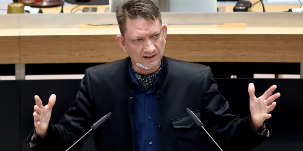 Ronald Gläser spricht im Abgeordnetenhaus Ronald Gläser spricht im Abgeordnetenhaus