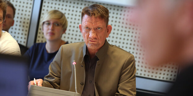 Ronald Gläsert im Ausschuss Ronald Gläsert im Ausschuss