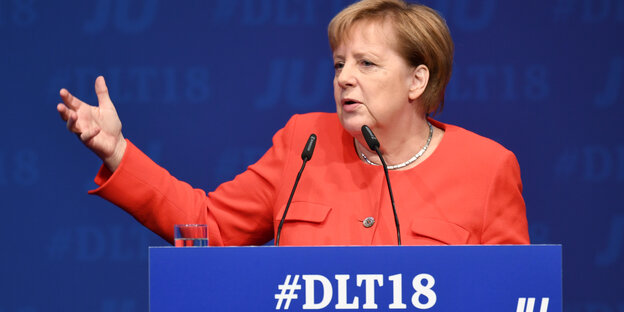 Angela Merkel bei ihrer Rede auf dem Deutschlandtag der Jungen Union vergangenes Wochenende in Kiel. Angela Merkel bei ihrer Rede auf dem Deutschlandtag der Jungen Union vergangenes Wochenende in Kiel.