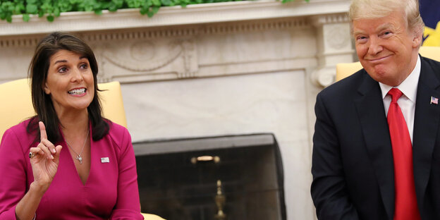 Die UN-Botschafterin der USA, Nikki Haley, und US-Präsident Trump geben Haleys Rücktritt bekannt Die UN-Botschafterin der USA, Nikki Haley, und US-Präsident Trump geben Haleys Rücktritt bekannt