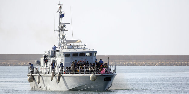 Ein Boot der libyschen Küstenwache Ein Boot der libyschen Küstenwache