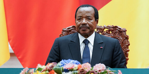 Porträt Paul Biya Porträt Paul Biya