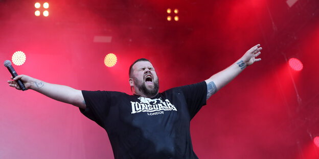 Jan "Monchi" Gorkow, steht beim Musikfestival Rock im Park auf der Bühne