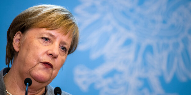 Angela Merkel spricht Angela Merkel spricht