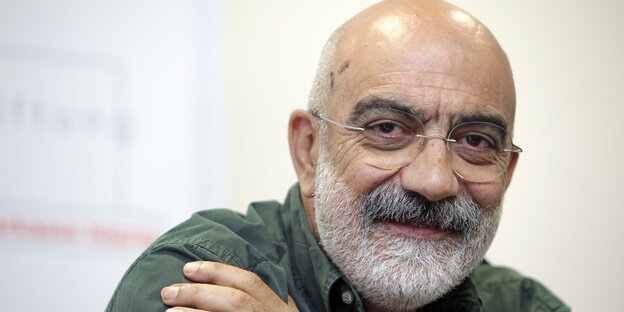 Portrait des türkischen Schriftstellers Ahmet Altan