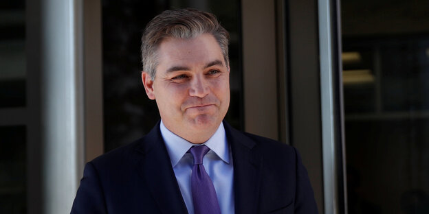CNN-Reporter Jim Acosta lächelt CNN-Reporter Jim Acosta lächelt