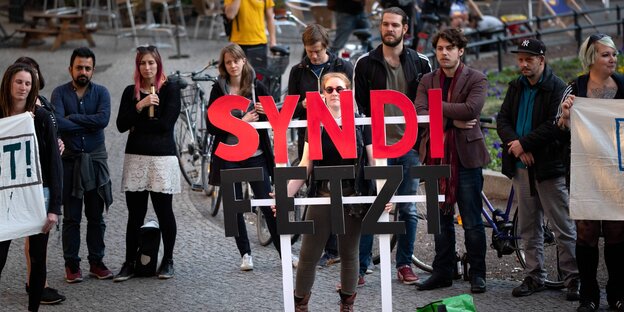Protestkundgebung für das Syndikat: Syndi fetzt Protestkundgebung für das Syndikat: Syndi fetzt
