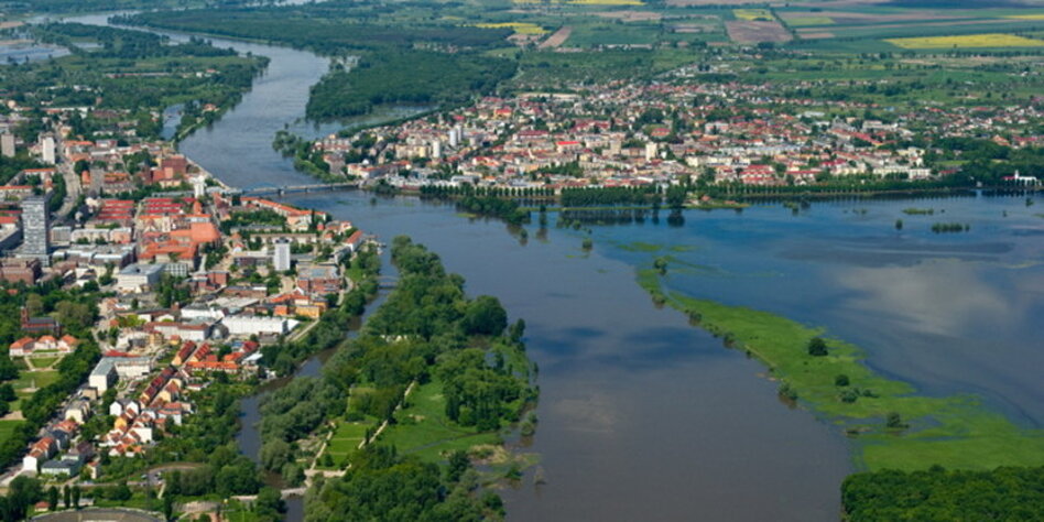 Hochwasser erreicht Brandenburg Alarmstufe 3 in OderSpree taz.de