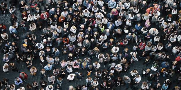 Viele Menschen von oben Viele Menschen von oben
