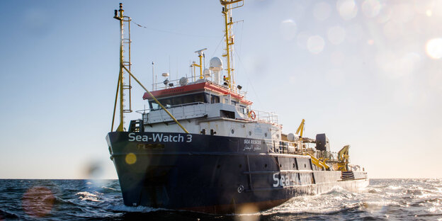 Die Sea Watch auf hoher See Die Sea Watch auf hoher See