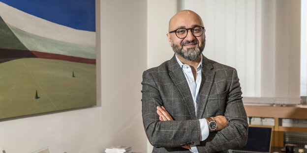 Pedram Emami in seinem Büro Pedram Emami in seinem Büro
