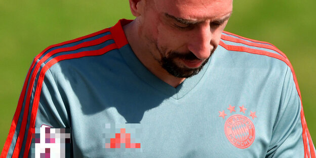 Franck Ribéry auf einem Fußballfeld Franck Ribéry auf einem Fußballfeld