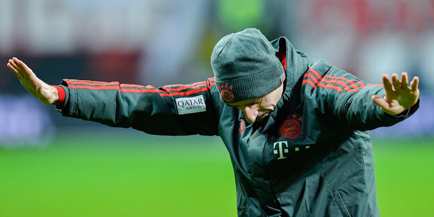 Ribéry verbeugt sich Ribéry verbeugt sich