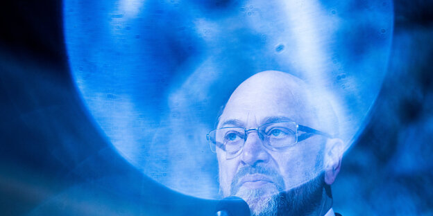 Das Bild eines Mannes. Es ist Martin Schulz Das Bild eines Mannes. Es ist Martin Schulz